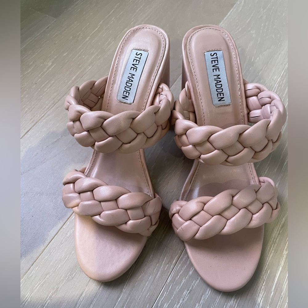 Steve Madden beige braided block heels size 7.5
